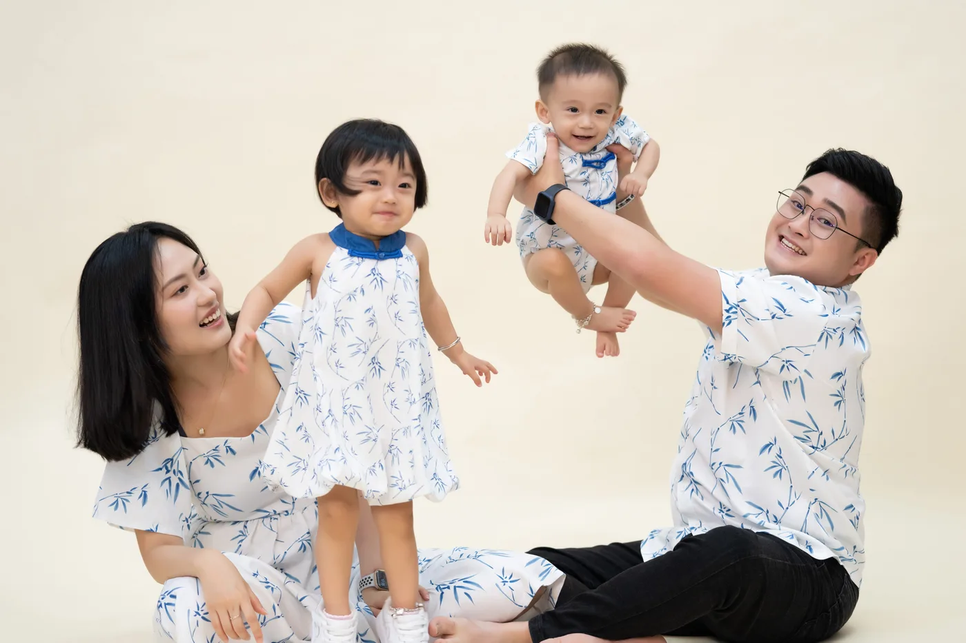 Family photography Singapore - young family portrait with grandparents