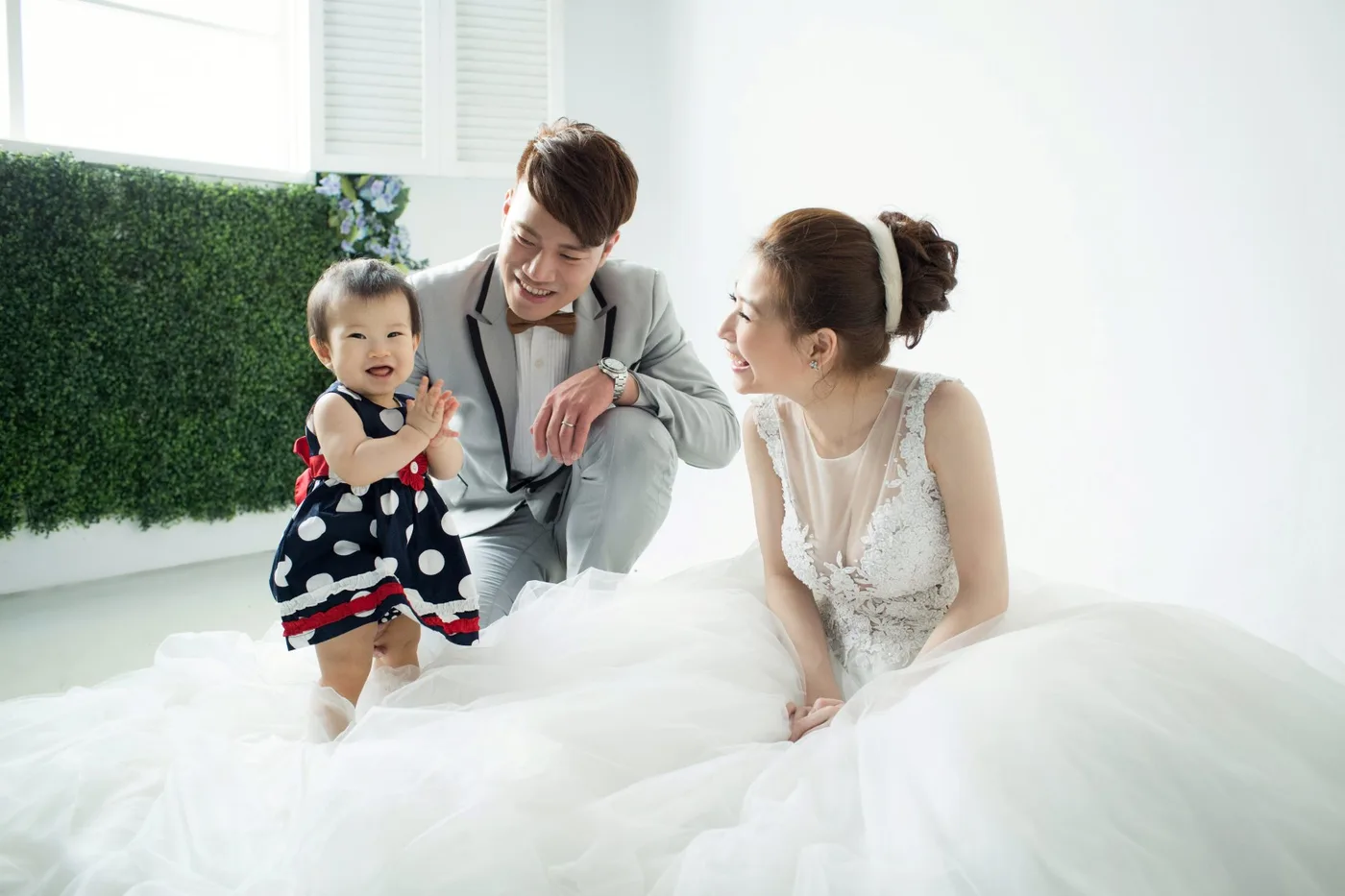 Family photography Singapore - young family portrait with grandparents