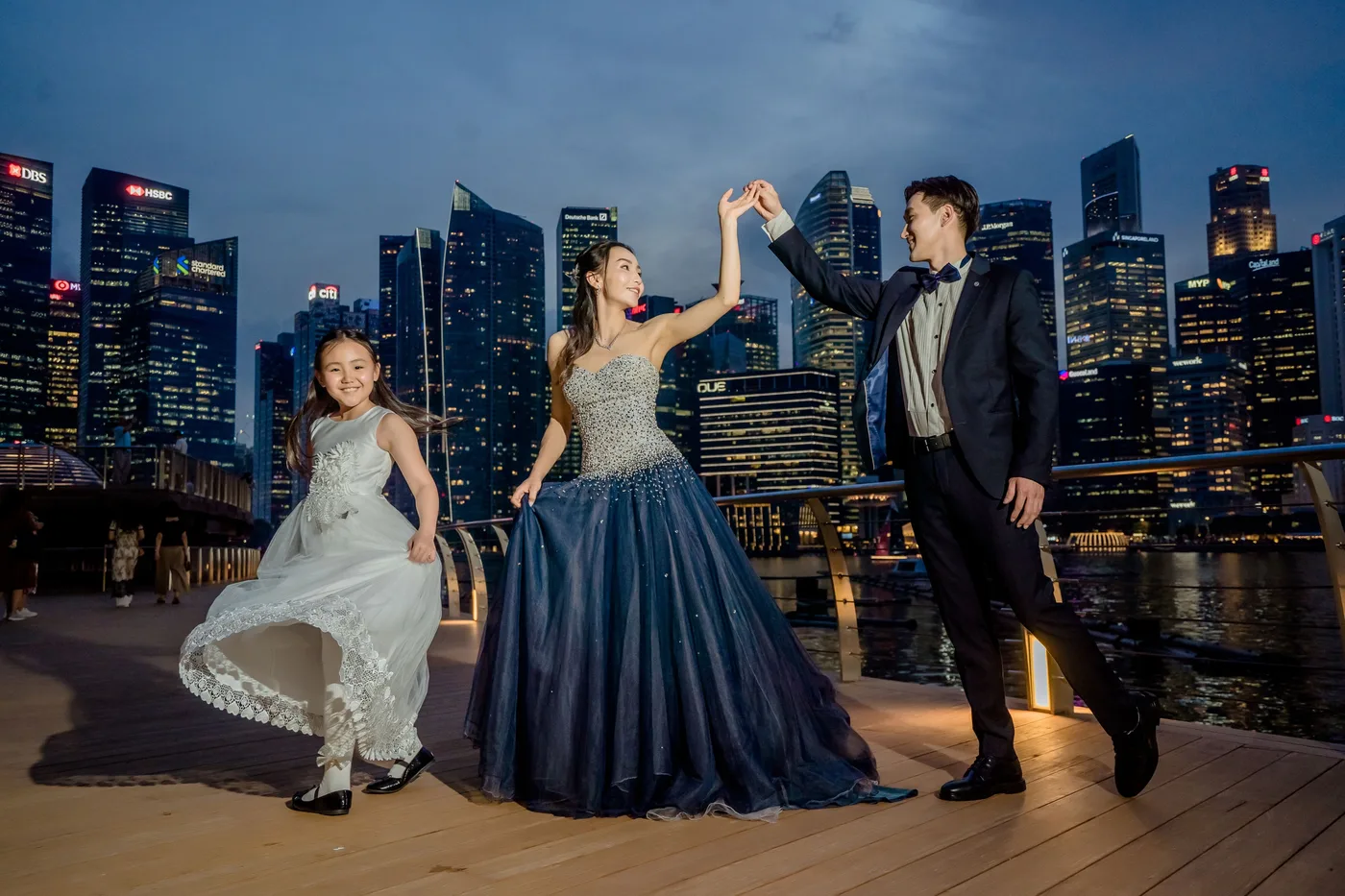 Family photoshoot Singapore - a family photographed by Cang-Ai