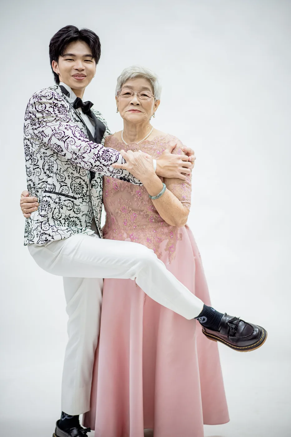 Family portrait Singapore - milestone birthday celebration photography