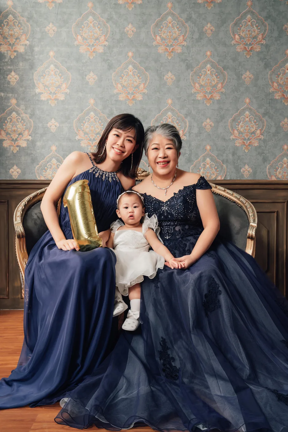 Family portrait Singapore - milestone birthday celebration photography