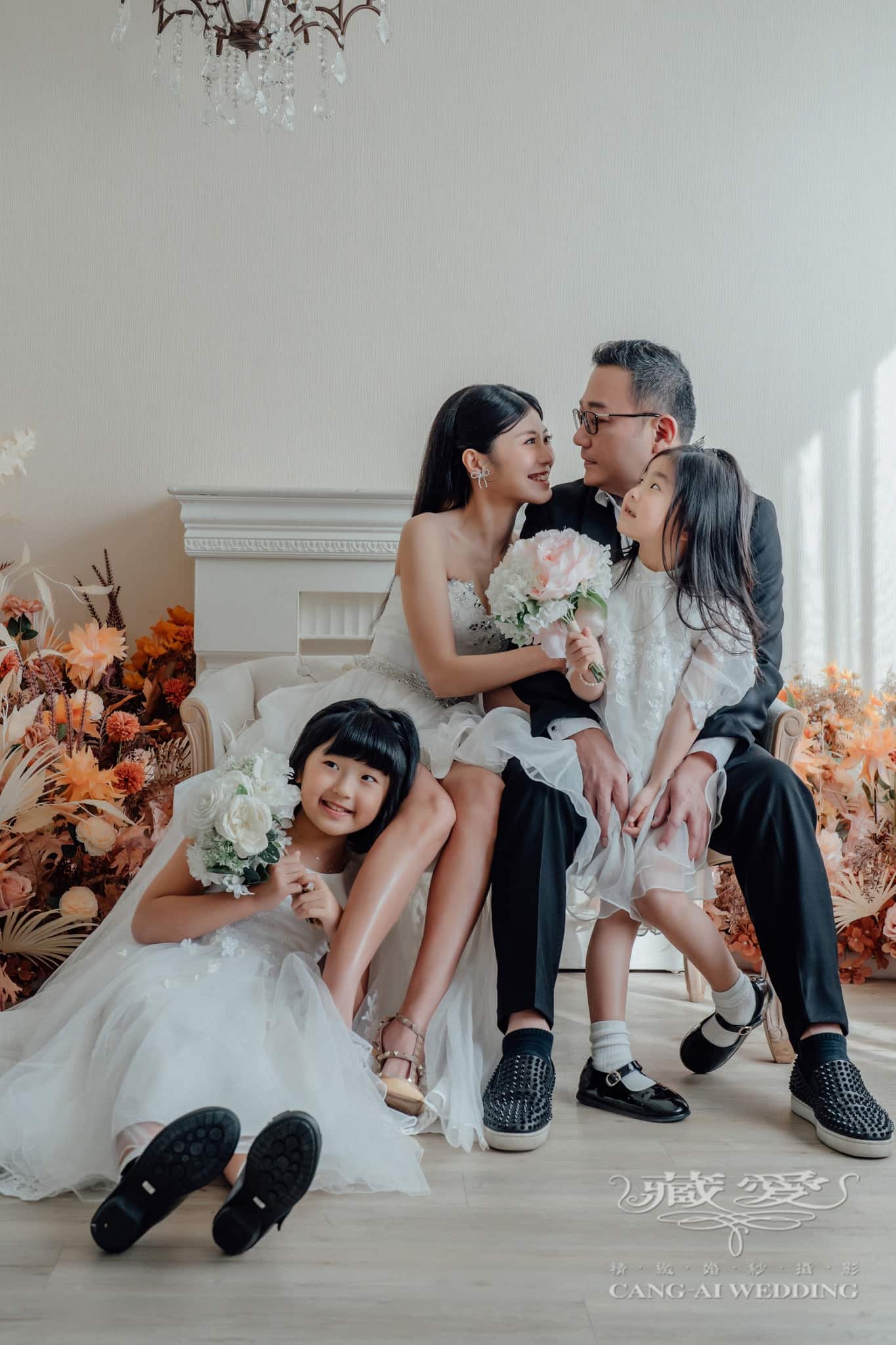 Family portrait at Cang-Ai, Tanjong Pagar — Father's Day Edition